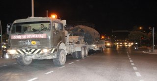 Kilisten İdlib Sınırına Obüs İle Tank Sevkıyatı