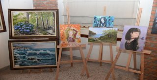 Ulucanlardaki Sergiler Bir Başka Güzel