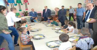 Pttden Öğrencilere Kırtasiye Malzemesi