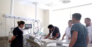 Kayseri Şehir Hastanesinde İlk Kez  Balon Anjiyoplasti İşlemiyle Tedavi Gerçekleştirildi