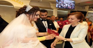 Vali Zorluoğlu Genç Çiftin Nikahını Kıydı