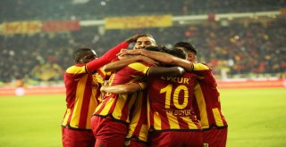 Spor Toto Süper Lig: Evkur Yeni Malatyaspor: 1 - Galatasaray: 0 (İlk Yarı)