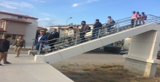 Öğrencilerden Kaymakam Sırmalıya Üstgeçit Teşekkürü