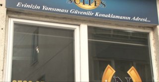 (Özel) Uyuşturucu Ve Silah Çıkan Günü Birlik Evde Şaşırtan Yazı