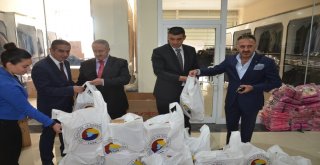 Yütsodan 800 Öğrenciye Ayakkabı Yardımı