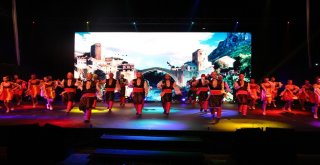 5 Bin Yıllık Antik Kentte Masalsı Gece Turistleri Büyüledi