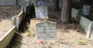 Kız Kardeşinin Düğün Davetiyesini Getirmek İçin Sakaryaya Geldi Depremde Hayatını Kaybetti