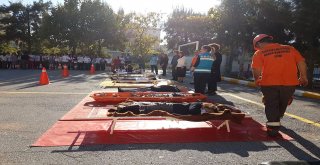 Karşıyakada 100 Bin Kişiye ‘Afet Eğitimi