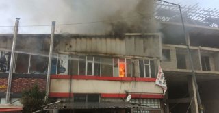 Düğün Salonunda Korkutan Yangın