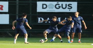 Fenerbahçe, Derbi Hazırlıklarını Sürdürdü