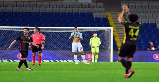 Spor Toto Süper Lig: Medipol Başakşehir: 0  - E. Y. Malatyaspor: 1 (İlk Yarı)