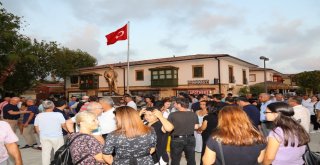 Sidede Girit Kahvesi Ve Atatürk Anıtı Açıldı