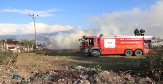 Ahır Ve Depo Olarak Kullanılan Baraka Küle Döndü
