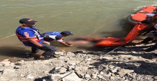 Dicle Nehrinde Kaybolan İşçilerin Cansız Bedenine Ulaşıldı