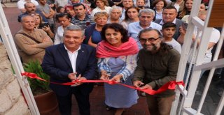 Türkiyenin İlk Mikro Minyatür Sergi Alanı Kuşadasında Açıldı