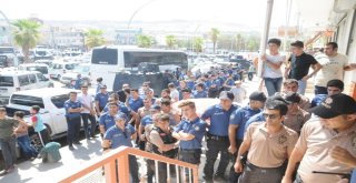 Dövizini Alan Polis Tlye Sahip Çıkmak İçin Sıraya Girdi