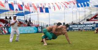 Başpehlivan Gör Altın Kemerin Sahibi Oldu