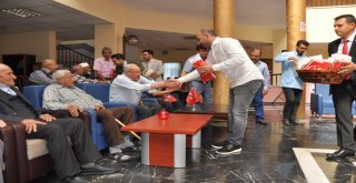 Ktb Yönetimi Huzurevindeki Yaşlıları Ziyaret Etti