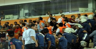Adanaspor Başkanı İle Taraftarlar Arasında Gerginlik