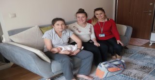 Kuşadasında Dünyaya Gelen 442 Bebeğe Hoş Geldin Ziyareti