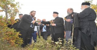 Bartholomeos, Tarihi Kiliseye Vatandaşın Pikabıyla Çıktı