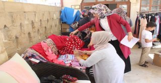 Belediyeden 7 Bin 500 Fakir Aileye 140 Bin Parça Giysi