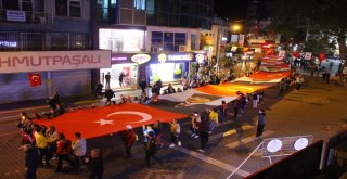 Edremit 250 Metre Uzunluğundaki Bayrak Ve Atatürk Posterleri Korteji İle Cumhuriyet İçin Yürüdü
