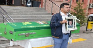 Avukatın Annesinin Feryadı Yürek Dağladı