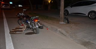 Kamyonetin Radyatörünü Çalan 2 Şüpheli Motosikletle Kaçarken Yakalandı.