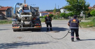 Şuhutta Kanalizasyon Ve Yağmur Suyu Hatlarında Temizlik Çalışmaları