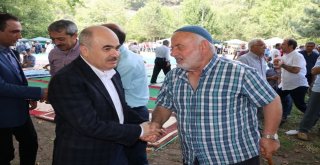 Şehit Turgut Dumanın Kabri Ziyaret Edildi