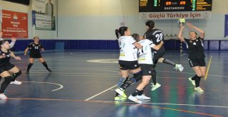 Kastamonu Belediyespor Kadın Hentbol Takımı, Ehf Kupasına Veda Etti