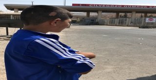 Suriyeli Küçük Mustafaya Tsk Sahip Çıktı