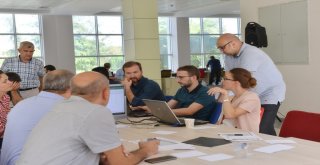 Saü Mühendislik Fakültesi Değerlendirme Çalıştayı Düzenledi