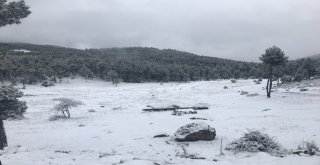 Bursanın Dağ İlçeleri Beyaza Büründü