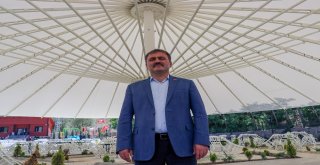 Türkiyenin En Büyük Şemsiyesi Gümüşhanede