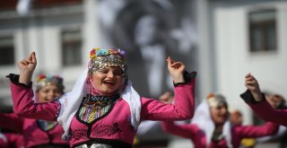 Bursada 30 Ağustos Zafer Bayramı Coşkusu