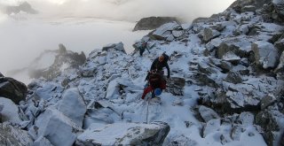 Bursalı Dağcılar Devin Dişine Tırmandı