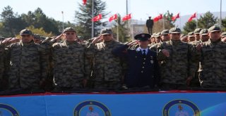Türk Kültüründe Askerlik Kutsaldır; Çünkü Vatana Hizmettir
