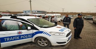 Kaymakam Düzgünden Görev Başındaki Trafik Polislerine Ziyaret