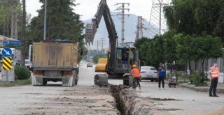 Ceyhan kanserojen etkili asbestli borulardan kurtuluyor