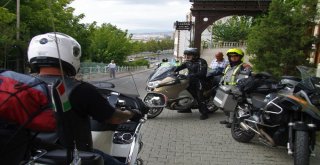 (Özel) Motor Tutkunu Macar Grup Atalarının Evini Görmek İçin Tekirdağda