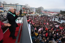 CHP'nin  Büyükşehir Adayı Bozbey Bursa’da coşkuyla karşılandı