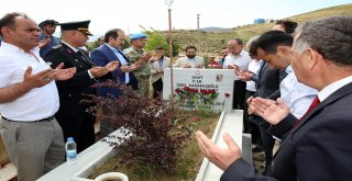 Vali Ali Hamza Pehlivan Şehit İdris Karakaşoğlunun Ailesini Ziyaret Etti