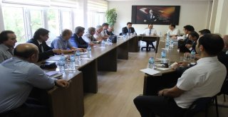 Aydında Başarılı Okulların Müdürleri Ödüllendirildi