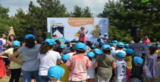 Minikler Kütüphane Ve Kitaplarla Tanıştı