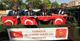 Tbmmden Eski Meclis Önüne Geçit Töreni Düzenlendi