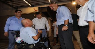 Bakan Ersoy Siftah Yapalım Deyip Turizm Esnafından Havlu Ve Keçi Sütünden Yapılmış Sabun Aldı.