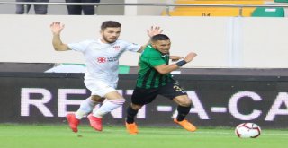 Spor Toto Süper Lig: Akhisarspor: 0 - Demir Grup Sivasspor: 0 (İlk Yarı)