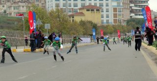 Pendikte Paten Yarışı Renkli Görüntülere Sahne Oldu